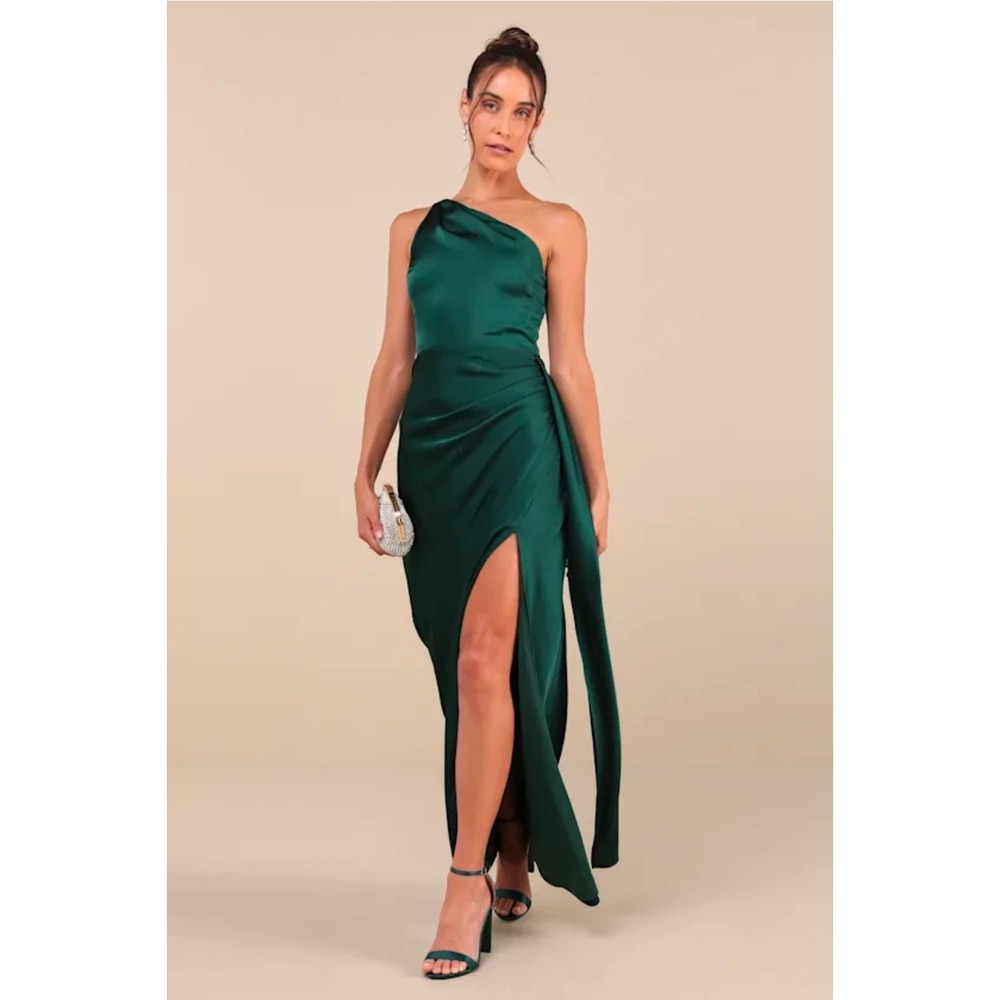 Lulus Forever Your Girl Emerald Green Satin One-Shoulder Maxi Dress  M‎